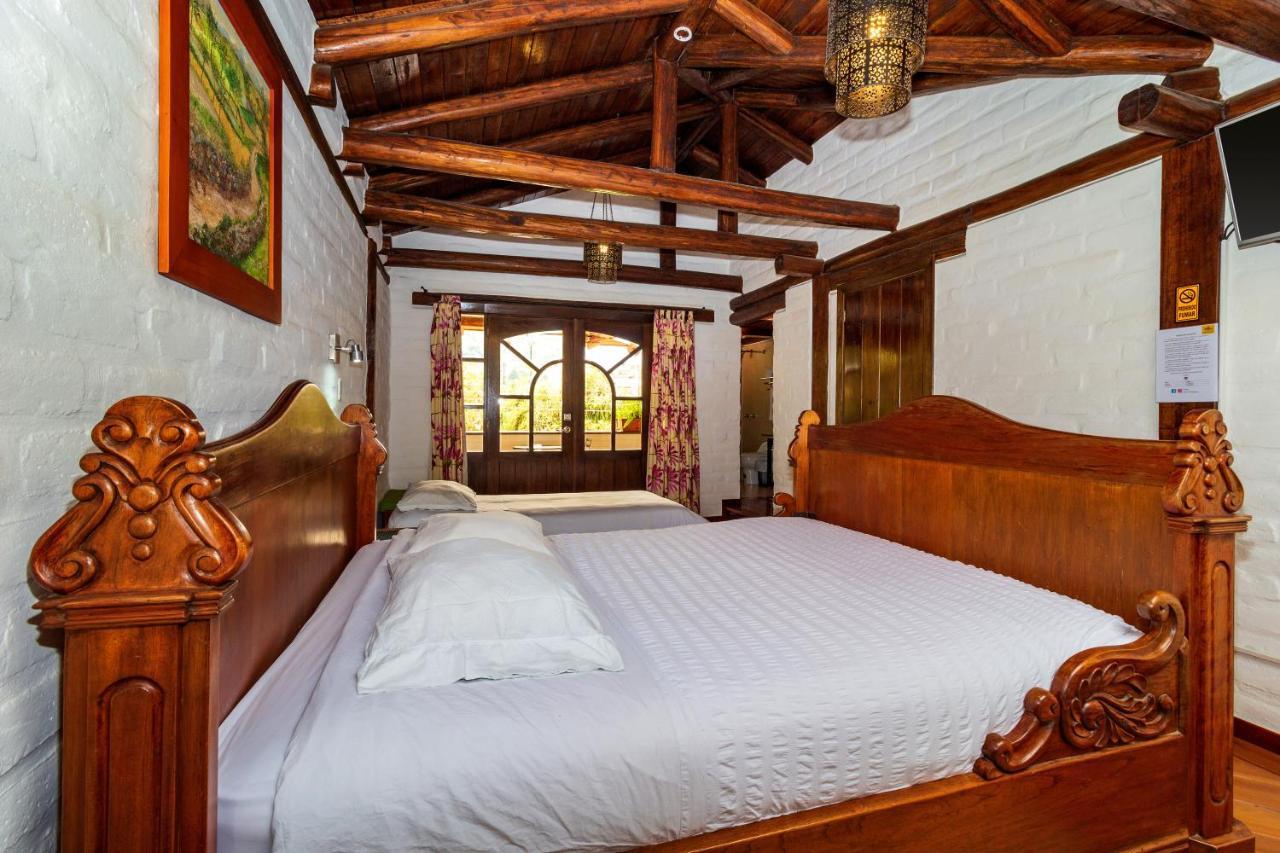 Hotel Ile Banos  Luaran gambar