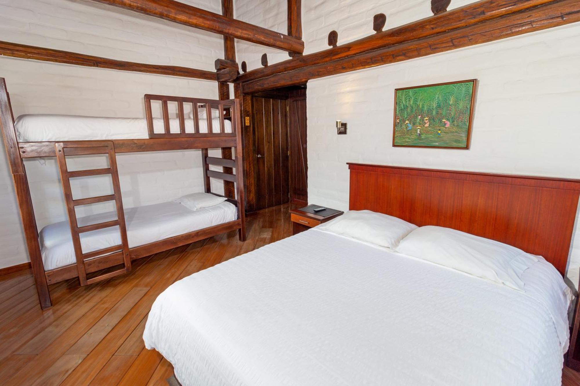 Hotel Ile Banos  Luaran gambar
